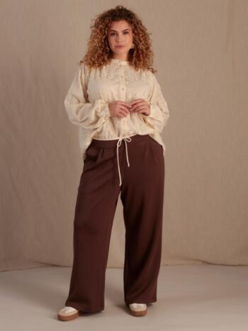 Broek Yesta